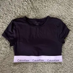 Calvin Klein クロップド丈 Tシャツ Sサイズのサムネイル