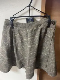 チェックスカート