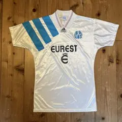 Item thumbnail for item f240e5fd-9f65-4935-866e-710178cfa231