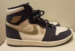 Nike Air Jordan 1 Retro High OGのサムネイル