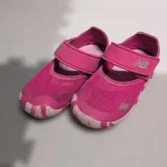 New Balance ピンク サンダル 208 16cm