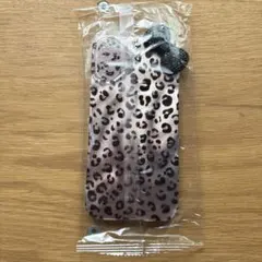 ヒョウ柄リボン付きiPhone 16 Plusケース