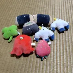 マスコット８個セット。