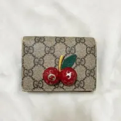GUCCI GGスプリーム チェリー 二つ折り財布のサムネイル