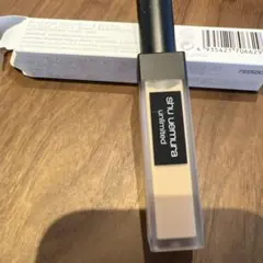 shu uemura アンリミテッド コンシーラー 5 ミディアムのサムネイル