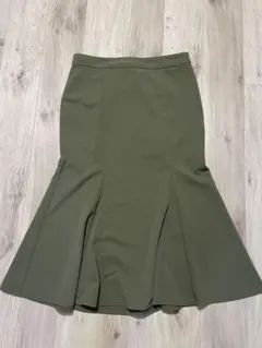 GU カットソーマーメイドロングスカート　3XL