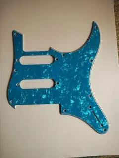 ヤマハ パシフィカ 112V/212V/612VⅡ ピックガード ブルーパール