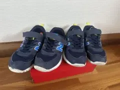 ニューバランス PV57FSD 20.5cm 2足 ネイビー×ブルー×イエローのサムネイル