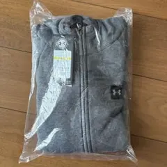 アンダーアーマー　ジップパーカー