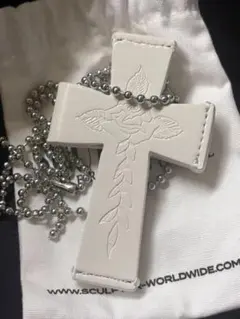 SCULPTOR スカルプター クロスストラップウォレット Ivory