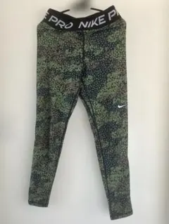 Nike Pro レギンス　ナイキスポーツレギンス　メルカリ便送料込み