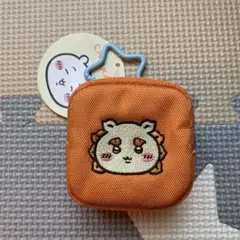 【匿名発送】　ちいかわ カラビナつき 刺繍スクエアミニポーチ シーサー