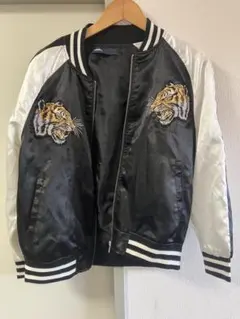 虎刺繍 サテン スカジャン Japan