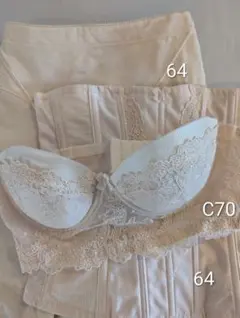 FOUR SIS ＆ Co. ブライダルインナー