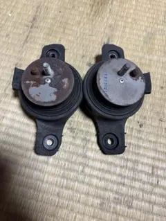 スバル エンジンマウント 41022FJ010/41022FJ020 スバル エンジンマウント 41022FJ010/41022FJ020 - メルカリ