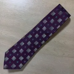 セール中です‼️☆ pierre cardin 幾何学 ネクタイ SILK ☆