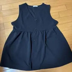 黒 Vネック フレアベスト　しまむら