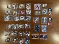 鬼滅の刃 アクリルキーホルダー・缶バッジセット