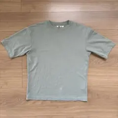 ユニクロU エアリズムコットンオーバーサイズTシャツ（5分袖）