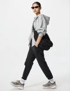 UNIQLO ウルトラストレッチアクティブジョガーパンツ