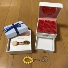 カーディガンクリップ　小物入れ　キーホルダー