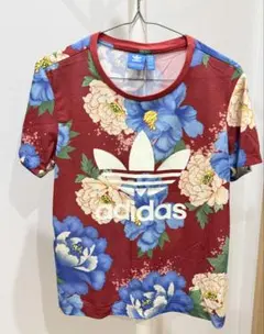 adidas フラワープリント 半袖Tシャツ