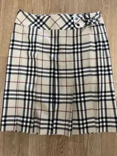 美品 バーバリーブルーレーベル スカート ノバチェック ベージュ 40