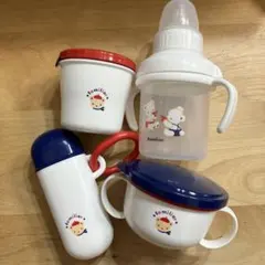 ファミリア　マグ　お菓子入れ　離乳食弁当箱4点セット