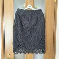 レース ブラック ひざ丈スカート　ユニクロ　オールシーズン可