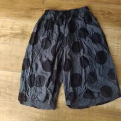 グレー・黒ドット柄ガウチョパンツ 120cm