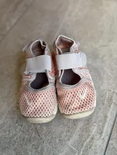 Nike メッシュサンダル ピンク　１３センチ