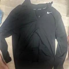 Nike ブラック ジップアップ トップス