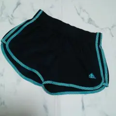 adidas　レディース　ショートパンツ