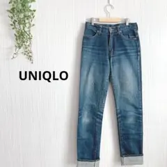 ユニクロ　レディースデニムパンツ　ジーンズ　カジュアル　シンプル　ストレート