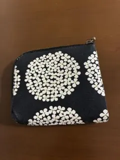 北欧柄花模様 ジッパー付き布財布　数回使用