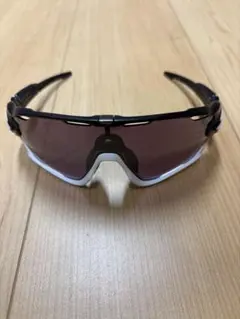 Oakley サングラス ホワイト/ブラック/レッドのサムネイル