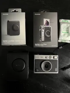 富士フイルムinstax mini Evo 本体 カメラケース付き