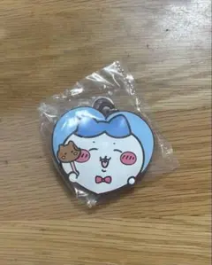 ちいかわ ハートのラバーマスコット キーホルダー　ハチワレ