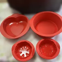Tupperwareシリコンベーキングシリーズ4点セットのサムネイル