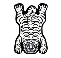 虎デザイン ラグ・カーペット　タイガー　カーペット　ラグマット　トラ　玄関マット