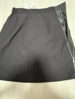 新品未使用タグ付き　rienda 黒ミニスカ