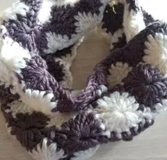フラワーモチーフ スヌード 紫と白