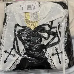 ロリータワンピース 黒 白