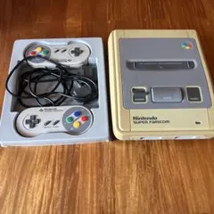 ［美品だと思います］任天堂 スーパーファミコン 本体 コントローラー2個付き