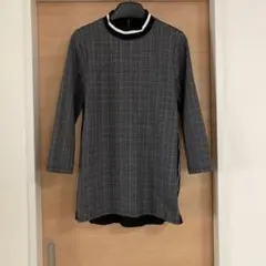 チェック柄ハイネックトップス