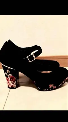 AJST DESIGN ヒール ブラックパンプス ストラップ 黒 S