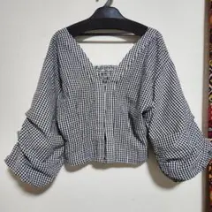 ギンガムチェック 白黒 モノトーン ふんわり袖 スクエアネック カットソー