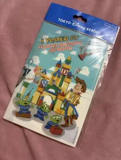 ディズニーリゾート限定　トイストーリー　ポストカード&クリアファイルセット