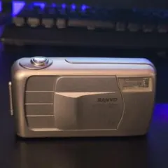 SANYO DSC-R1 コンパクトデジタルカメラのサムネイル
