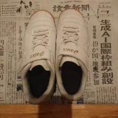 アシックス ジュニオーレ フットサル